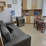 Enri Golem Apartament