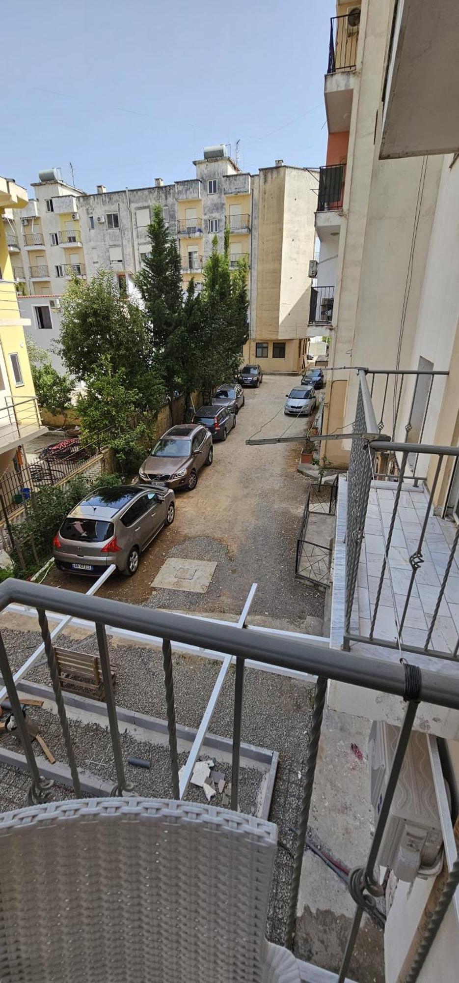 Enri Golem Apartament